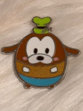 Disney Trading Pin Goofy Ufufy Booster Hong Kong Disneyland